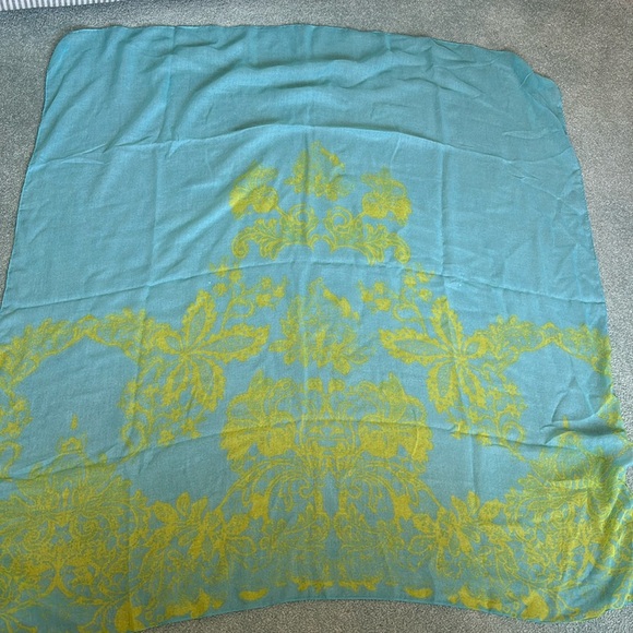 Vince Camuto Square 47" Poly Scarf/Wrap - Picture 6 of 10